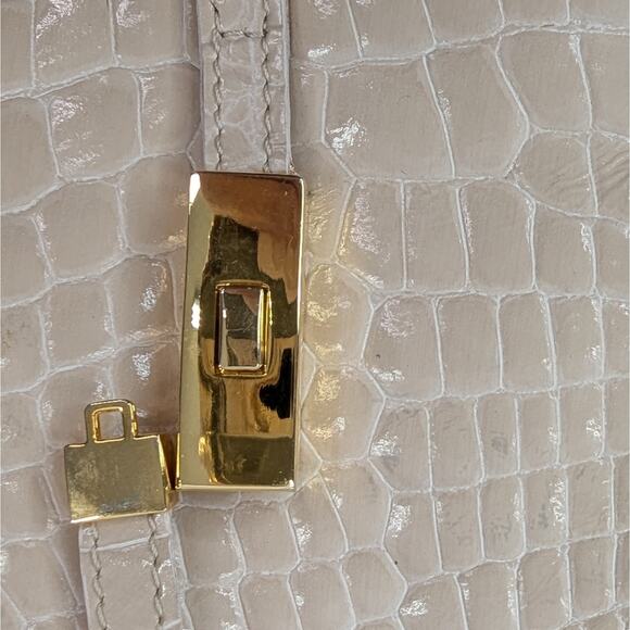 Delmar Patent Leather Italian Cream Shoulder Bag NWT | 25129 - Picture 7 of 10